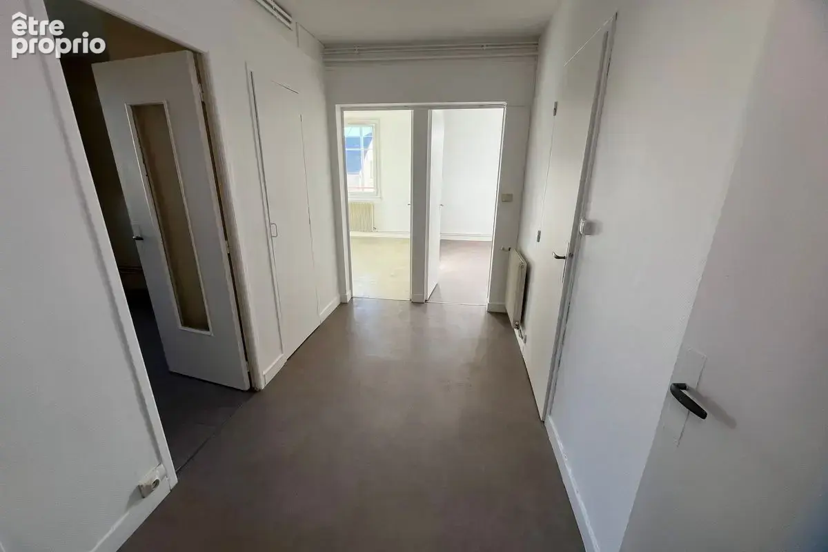 Loches - Appartement T3 - photo 7