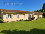 Maison à CHATEAUNEUF-LA-FORET