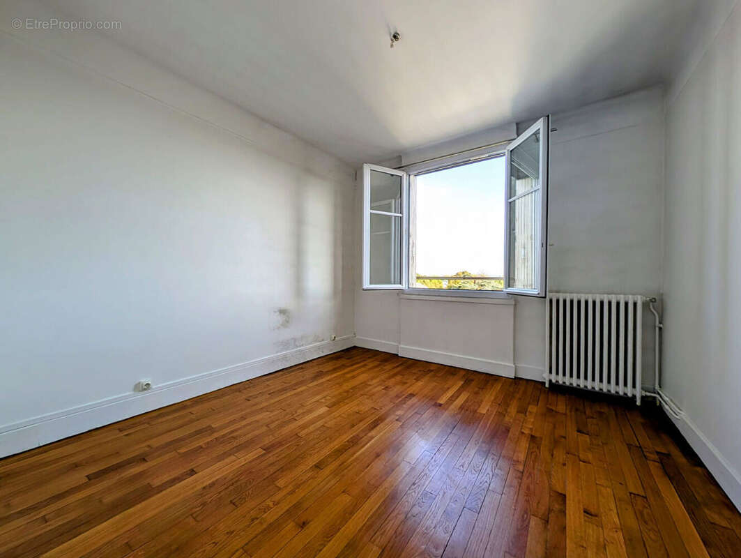 Appartement à MAISONS-LAFFITTE