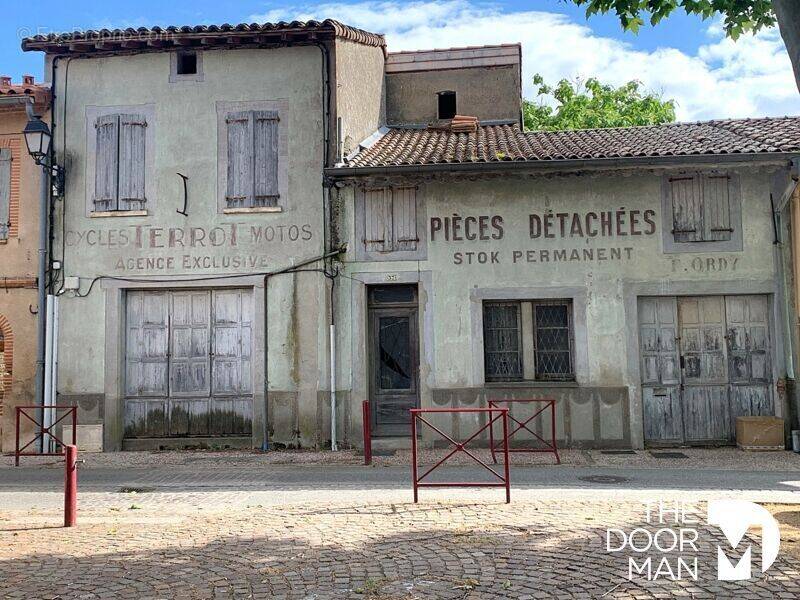 Maison à LAVERNOSE-LACASSE