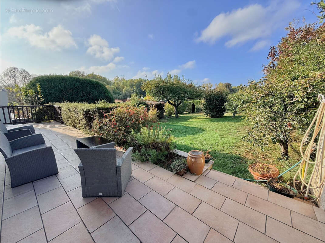 Maison à BOUSSY-SAINT-ANTOINE