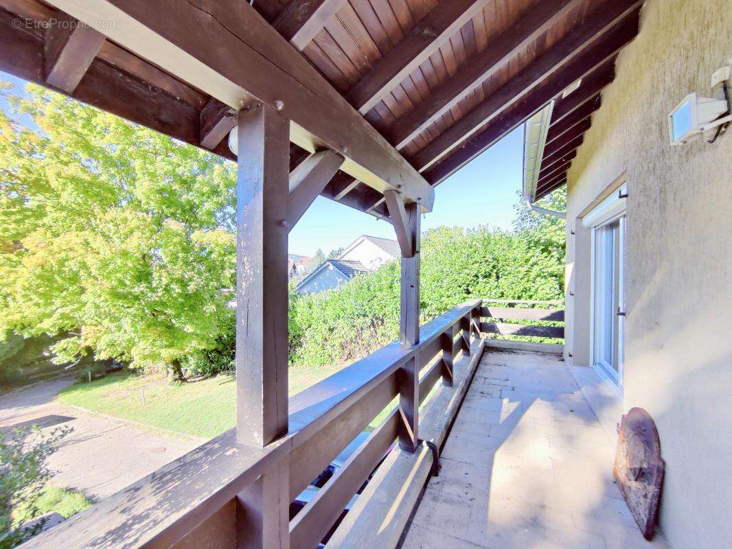 Maison à SAINT-GENIX-SUR-GUIERS