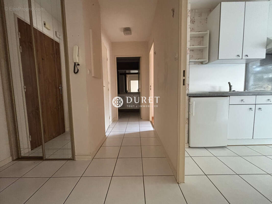 Appartement 49 m² à Saint-Sebastien-Sur-Loire  - photo 5