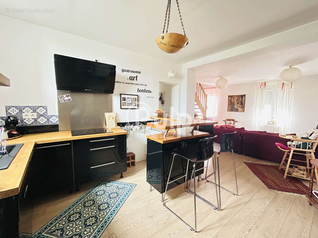 Appartement à SALLAUMINES