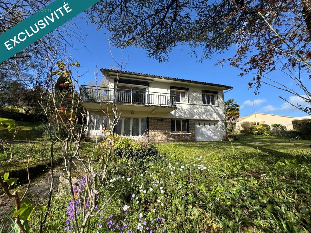 Photo 1 - Maison à LA CRECHE