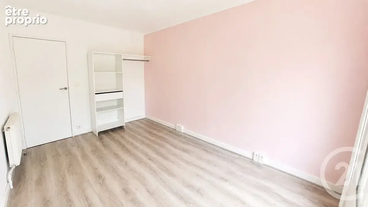 Appartement 81 m² à Bernay  - photo 3