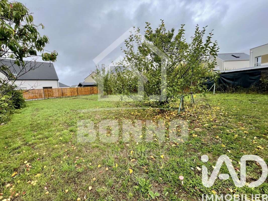 Photo 3 - Terrain à SAINT-ETIENNE-DE-MONTLUC