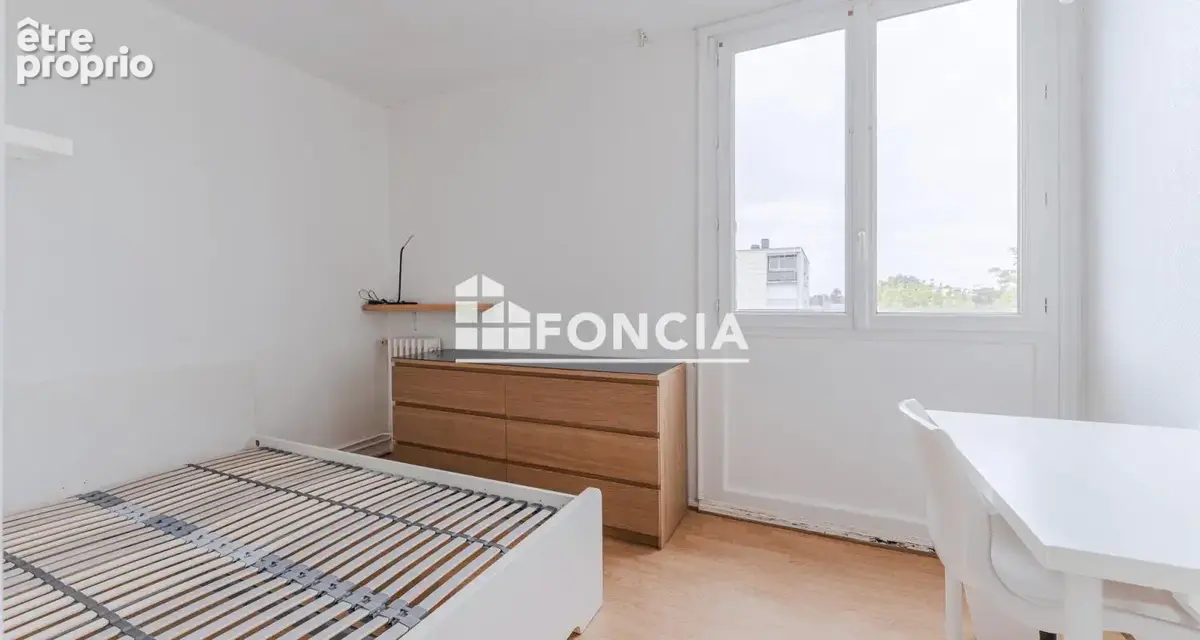 Appatement T4 lumineux - Tours Nord - Balcon - photo 6