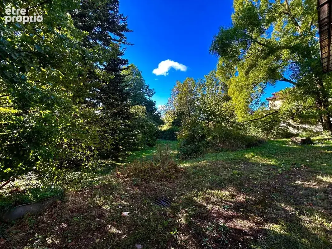 Opportunité rare pour professionnels — Bâtiment de caractère de 450 m² sur 3 niveaux avec jardin de 1 000 m² - photo 31