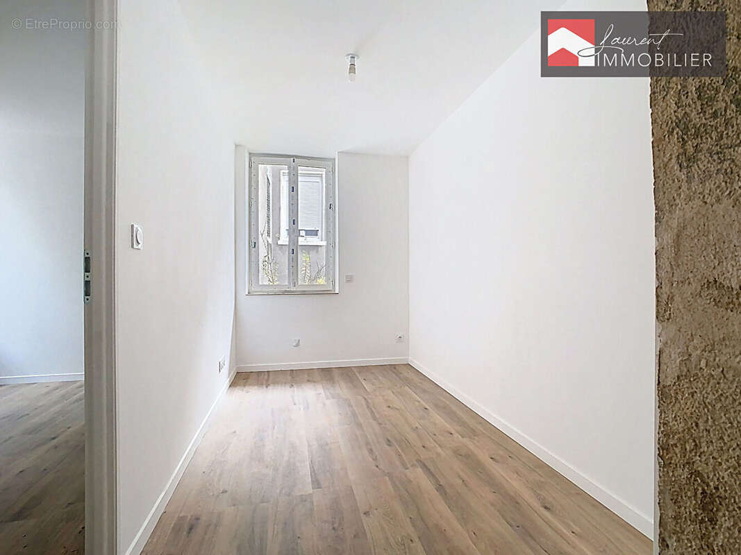 Maison à PONT-DE-VAUX