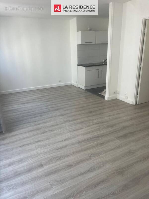 Appartement à PARIS-19E
