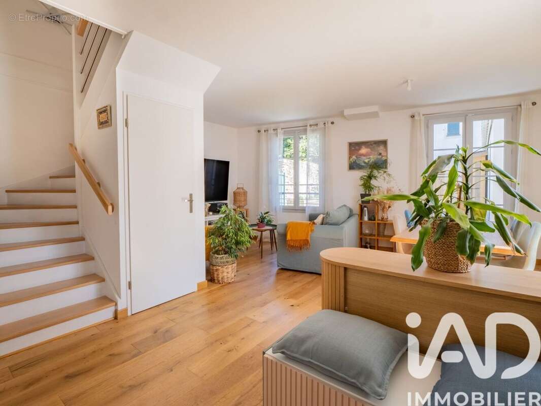 Photo 2 - Maison à MOUSSY-LE-NEUF