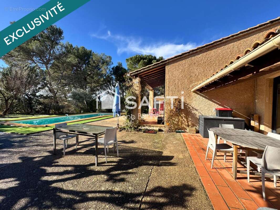 Photo 3 - Maison à LA TOUR-D'AIGUES