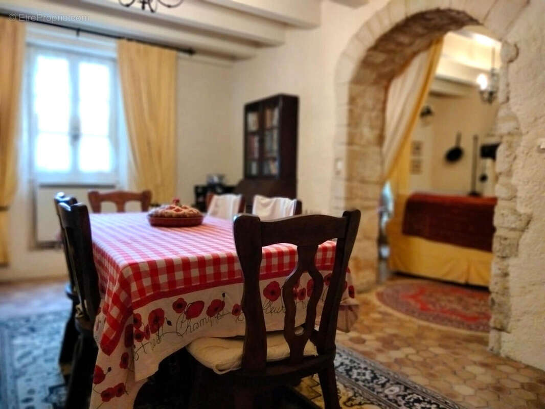 DINING ROOM - Maison à SALLES-DE-VILLEFAGNAN
