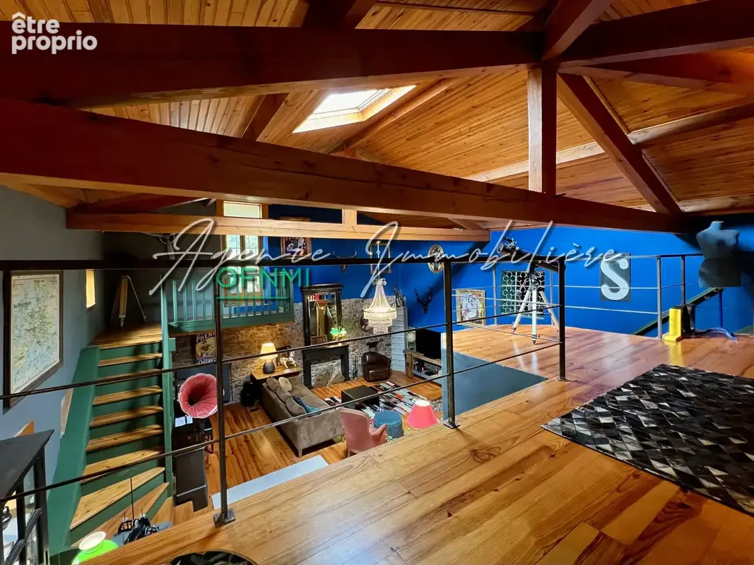 Valfleury, authentique maison de famille, charme et contemporain, une réalisation décorateur. - photo 11