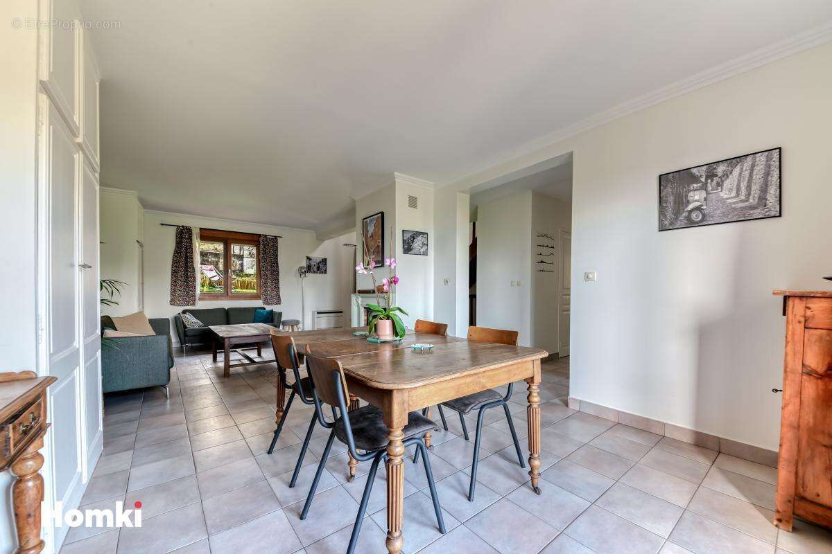 Maison à RILLIEUX-LA-PAPE