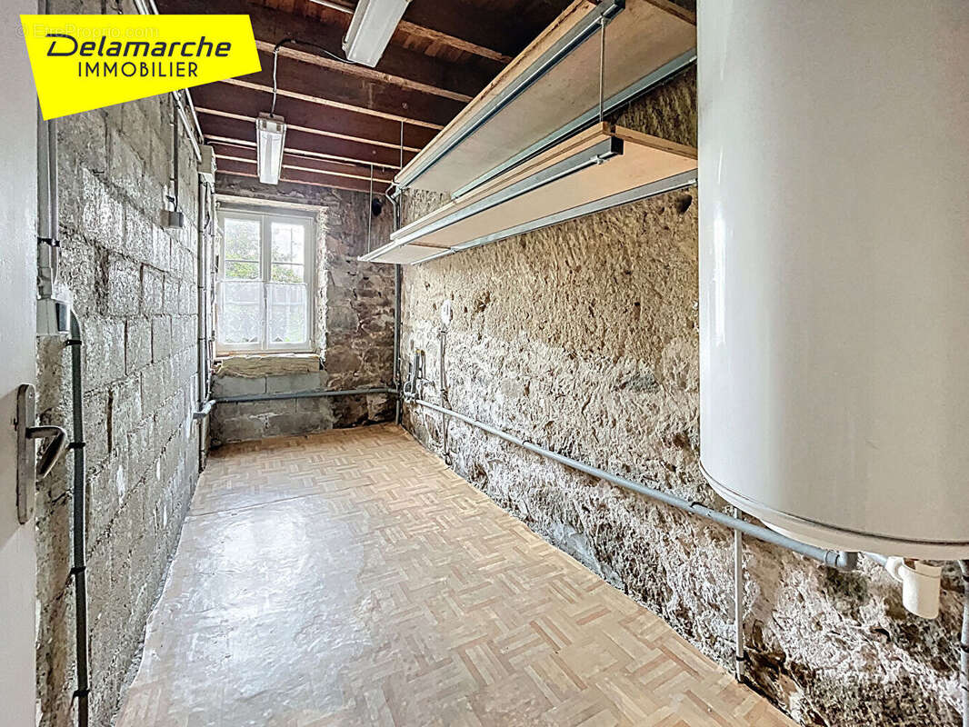 Maison à SAINT-SAUVEUR-LENDELIN