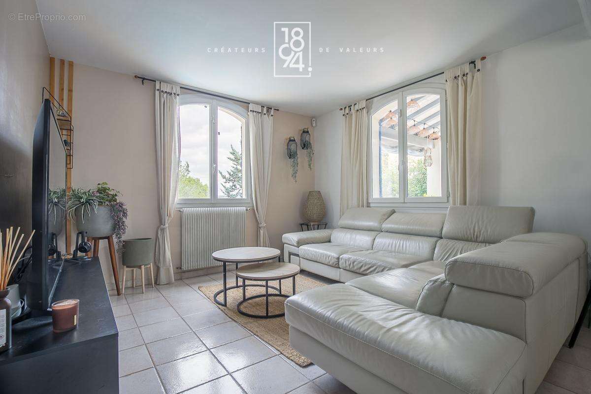 Appartement à LES PENNES-MIRABEAU