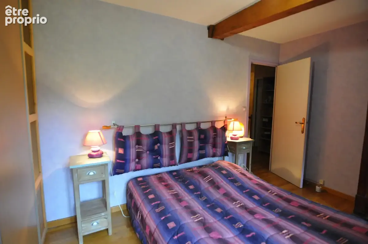 Propriété de 320 m² habitables, 7 chambres, terrain de 2,6 ha - photo 8