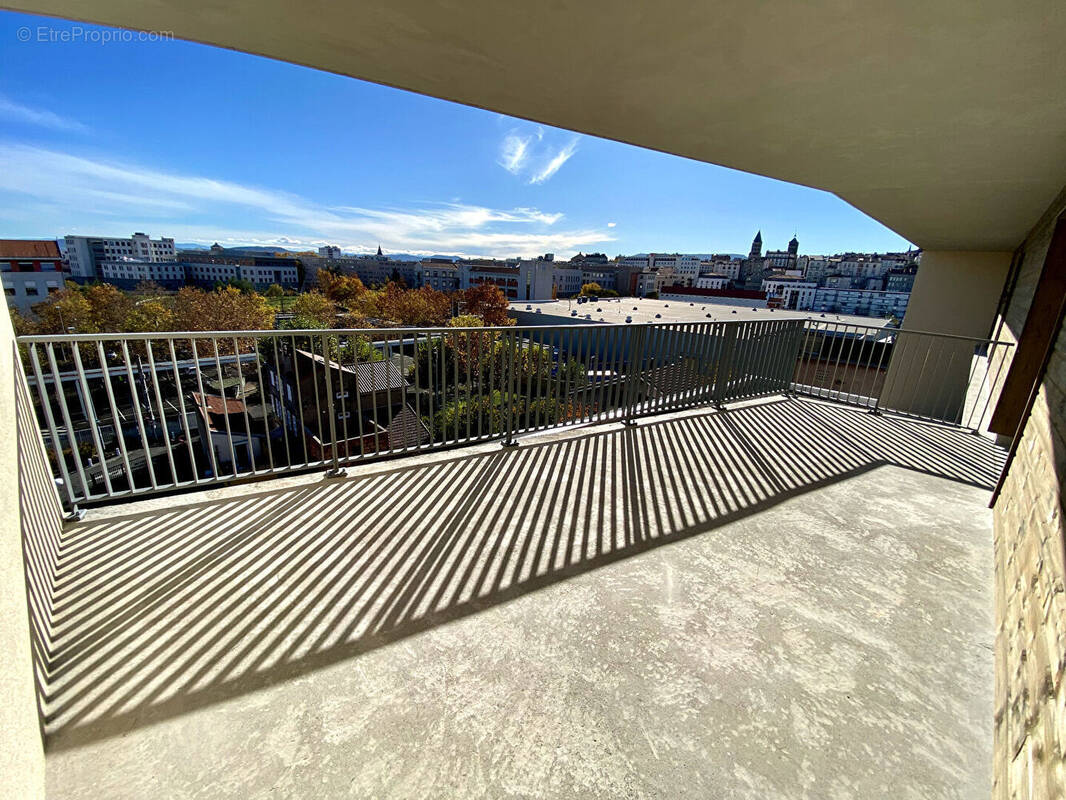 Appartement à CLERMONT-FERRAND