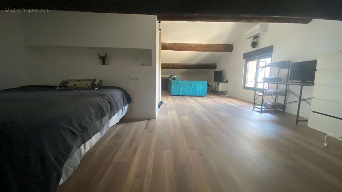 Maison à GINESTAS