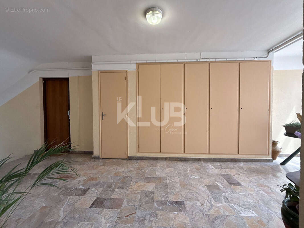 Appartement Marseille  3 pièce(s) 60 m2 avec loggias et cave - photo 16