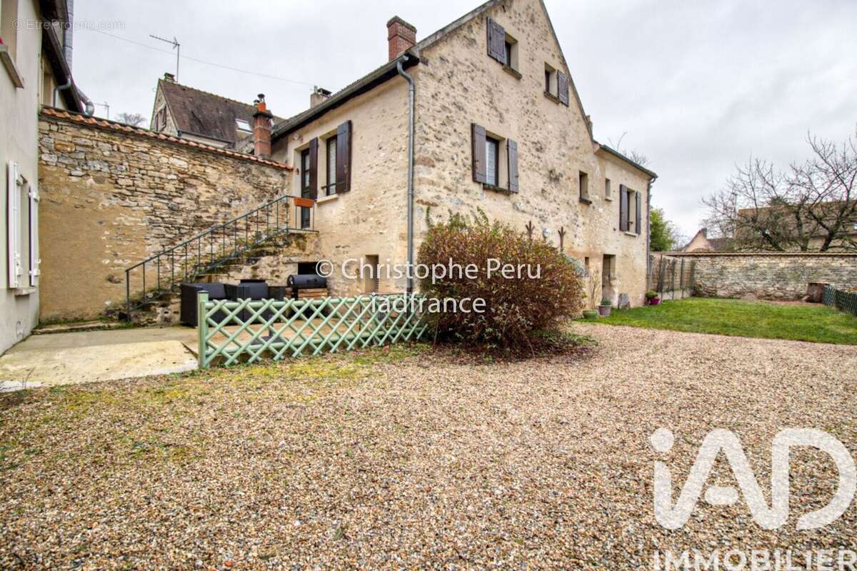 Maison 58 m² à Magny-En-Vexin  - photo 7