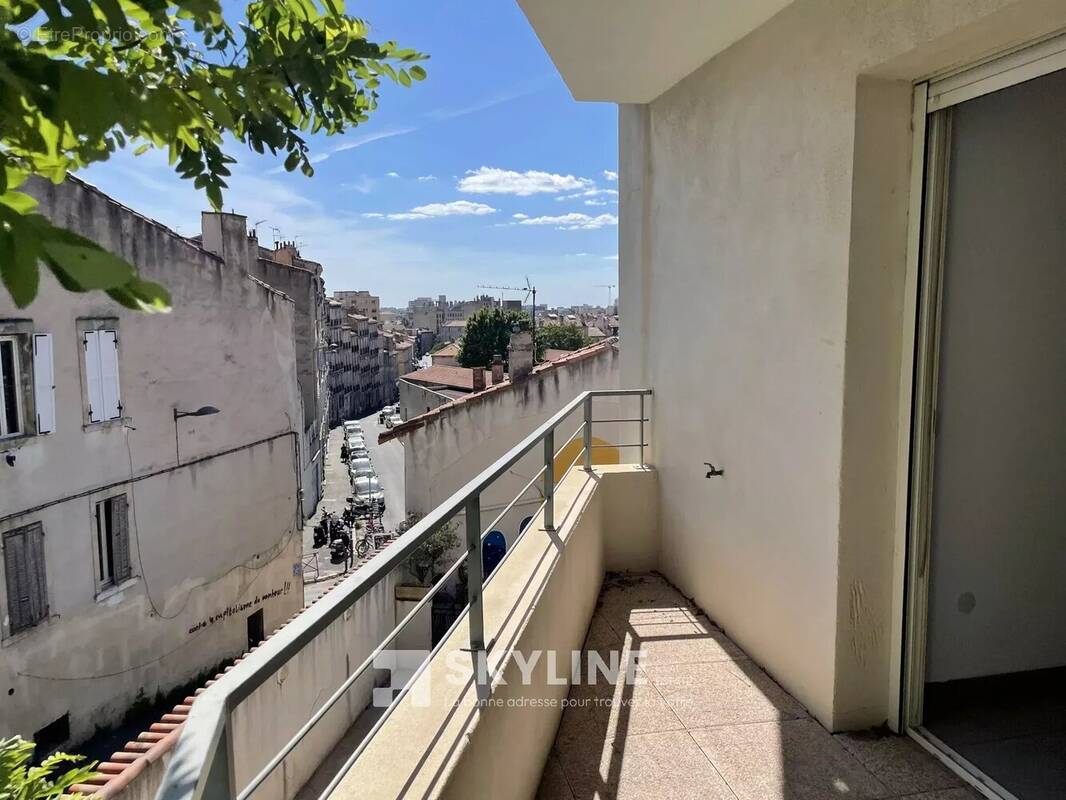 Appartement à MARSEILLE-3E