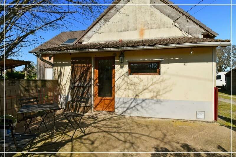 Maison à vendre 5 pièces SAINT MAUR (18) - photo 4