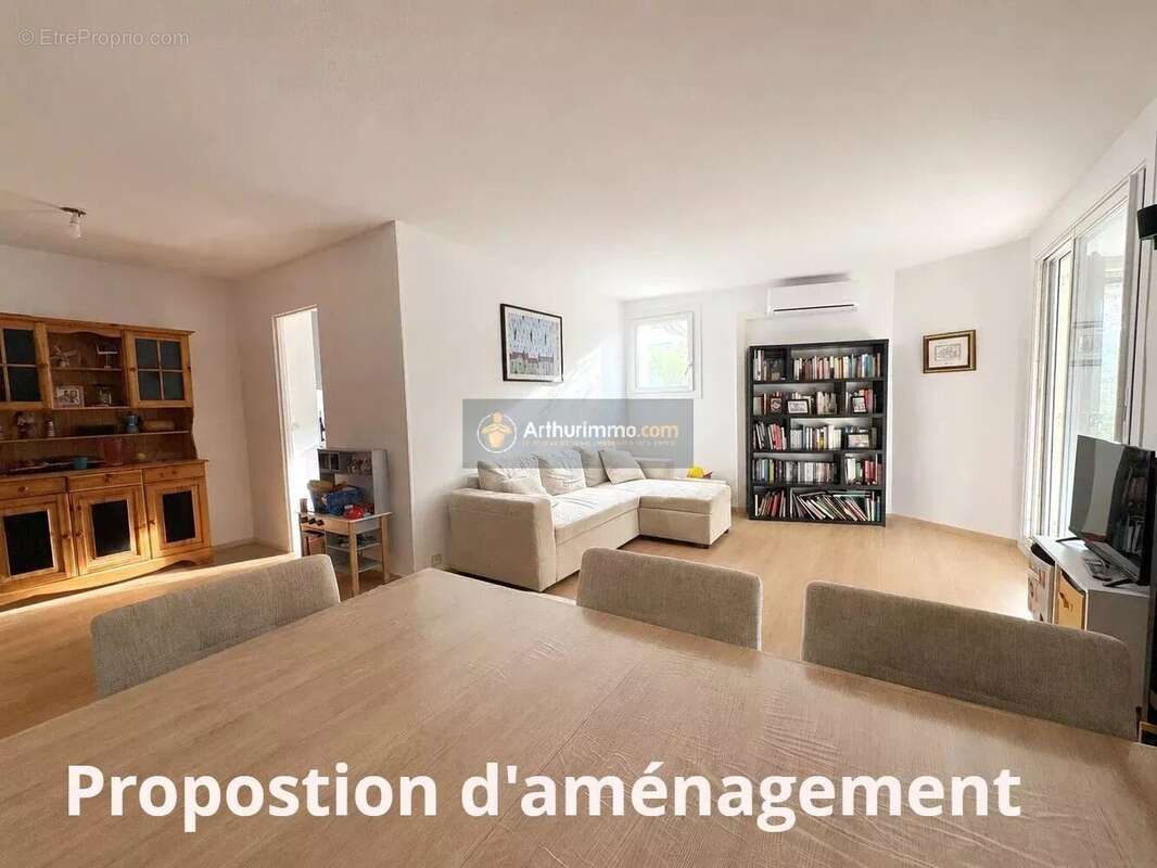 Appartement à FREJUS