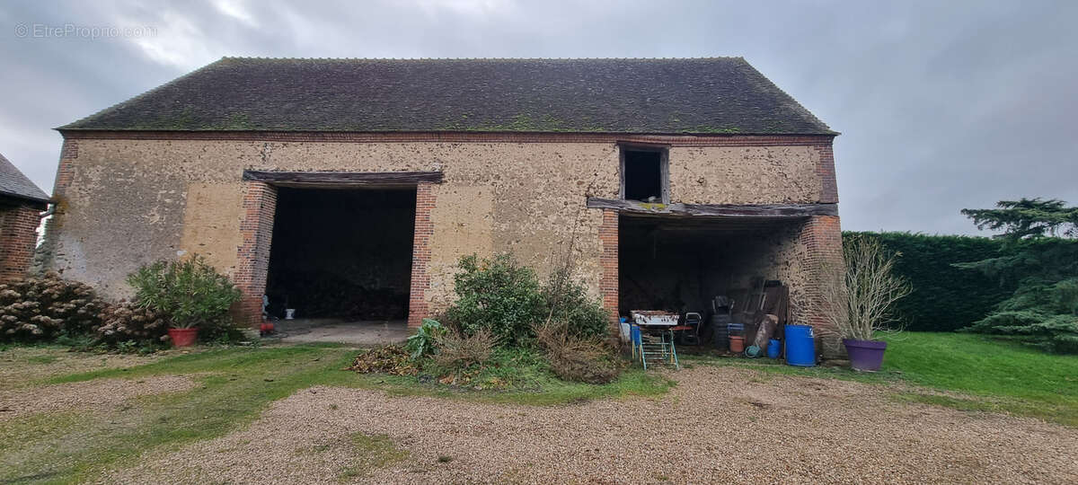Maison à CLOYES-SUR-LE-LOIR