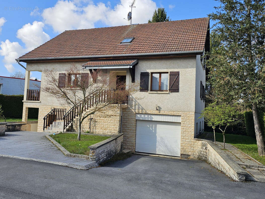 Maison à VALDAHON