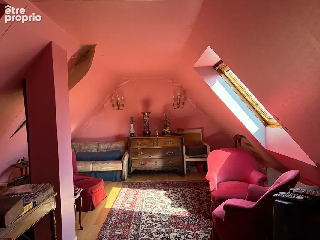 LES LOGES EN JOSAS Maison individuelle sur trois niveaux et jardin plan sans vis-à-vis - photo 13
