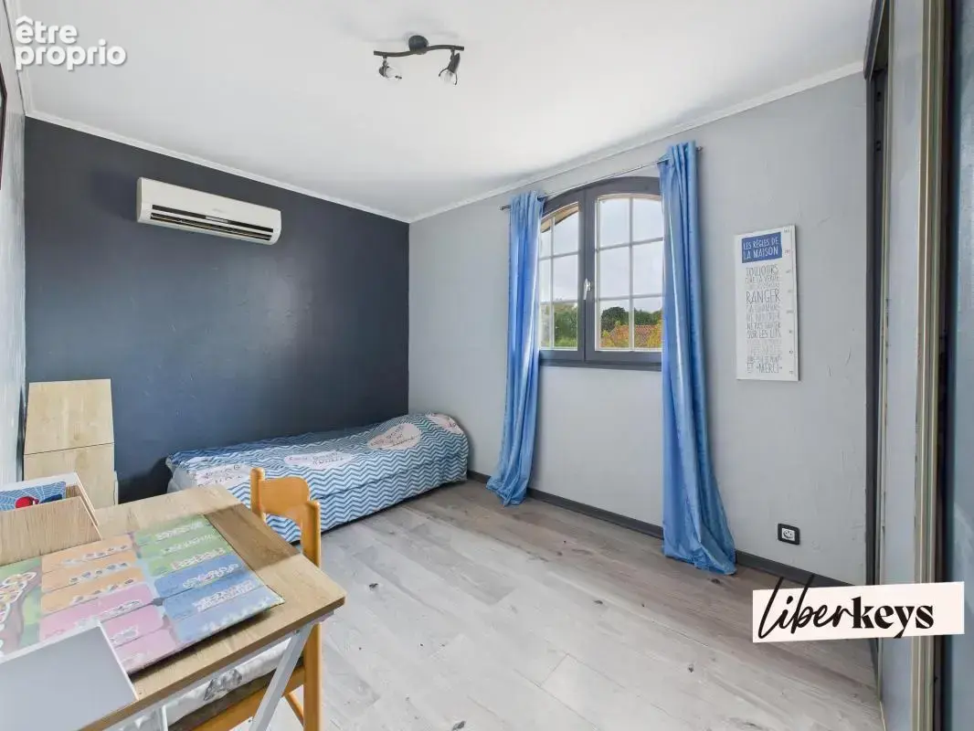 Abzac I Maison de 133 m² I Piscine I 6 pièces - photo 9