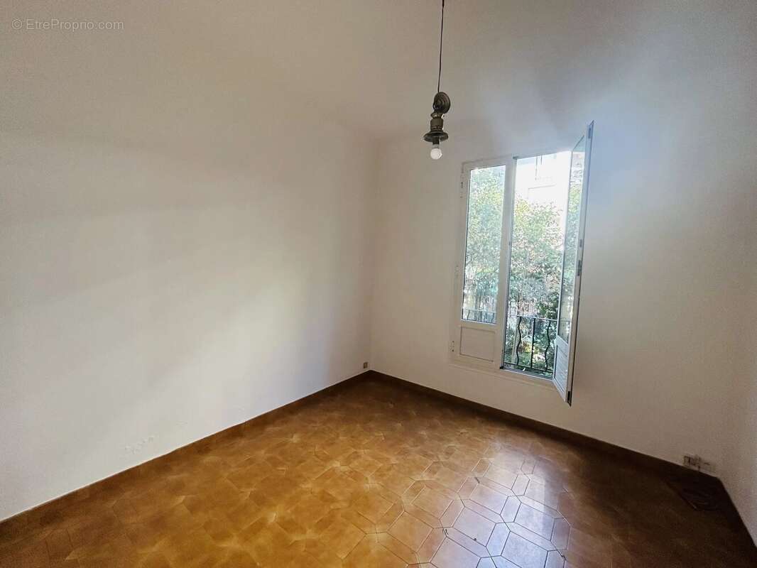 3 Pièces + studio dans maison indépendante - photo 2
