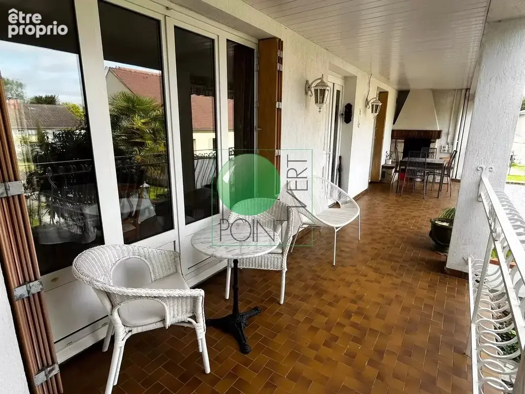 Maison 9 pieces - vert-le-grand - photo 6