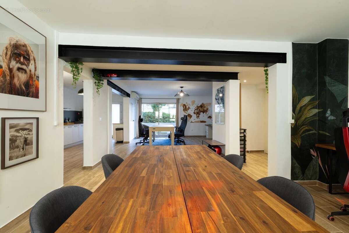 Appartement à MARSEILLE-9E