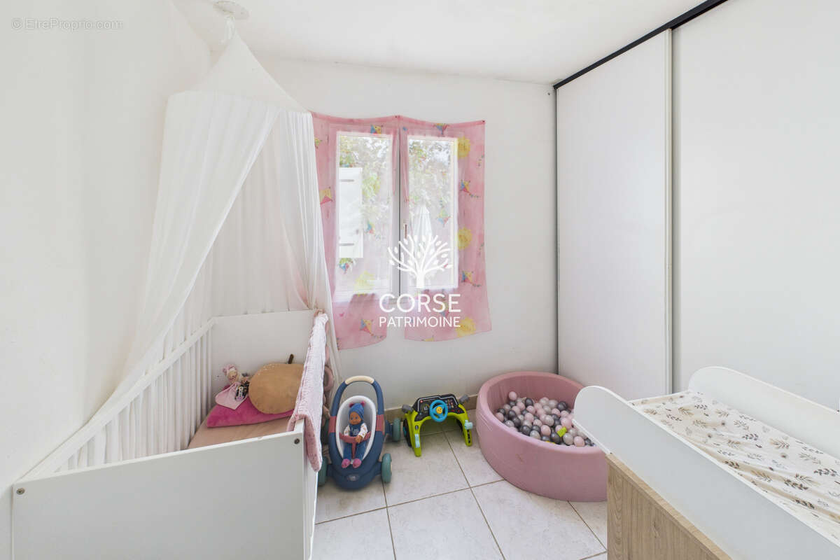 Maison à PORTO-VECCHIO