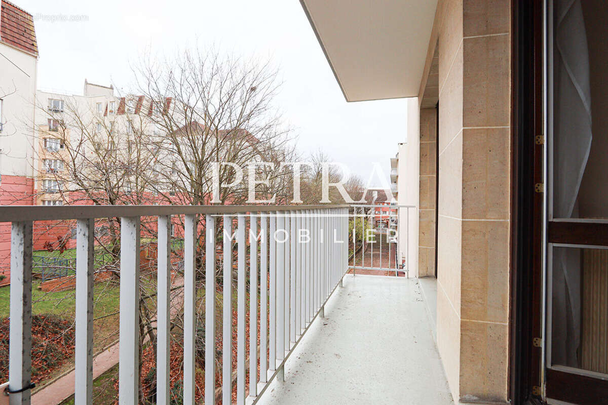 Appartement à L&#039;HAY-LES-ROSES