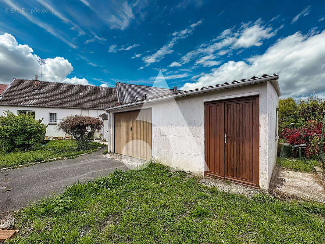 Maison à HASNON