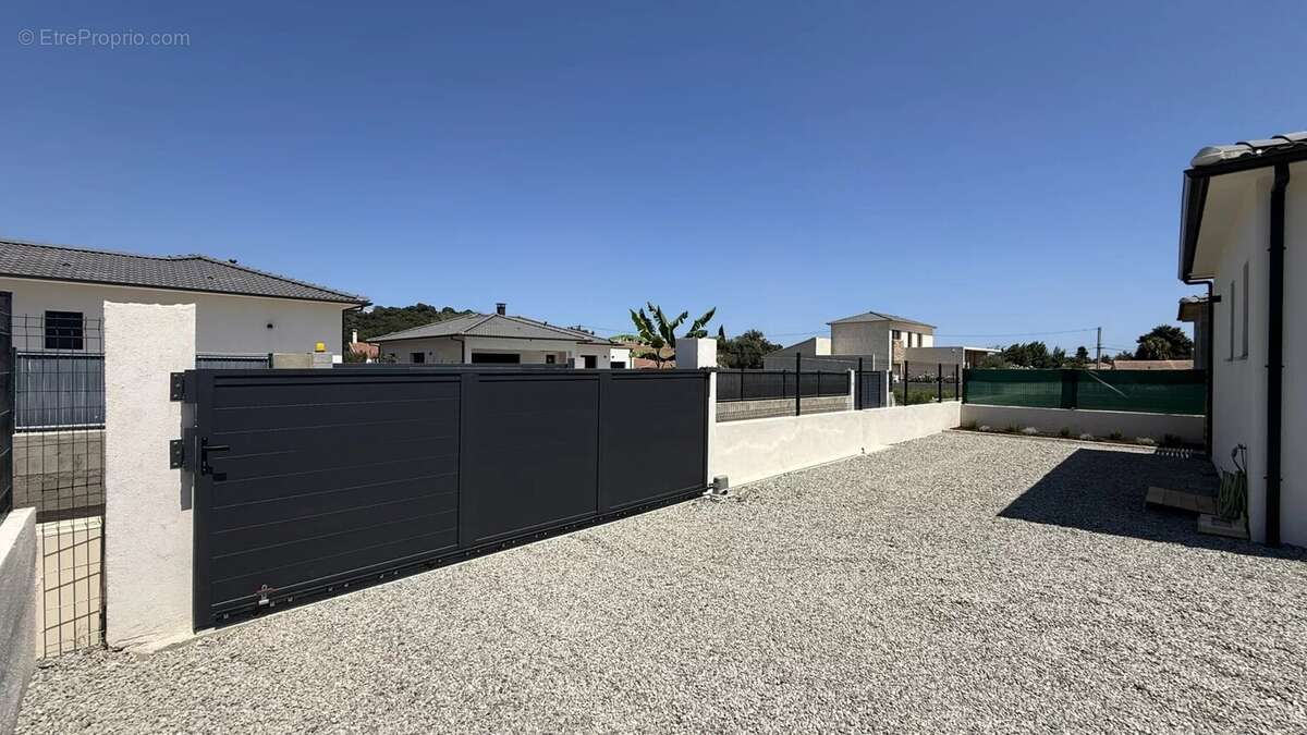 Très belle villa neuve T4 Piscine Garage - photo 29