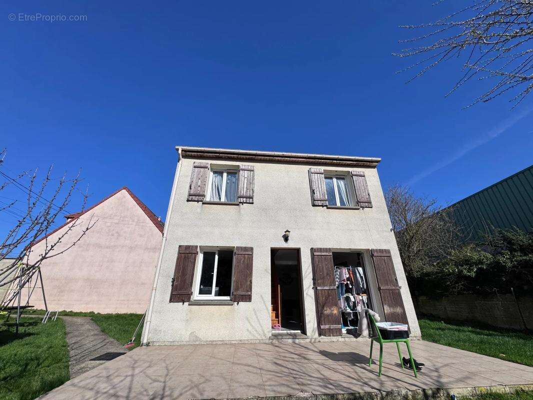 Maison à CLICHY-SOUS-BOIS