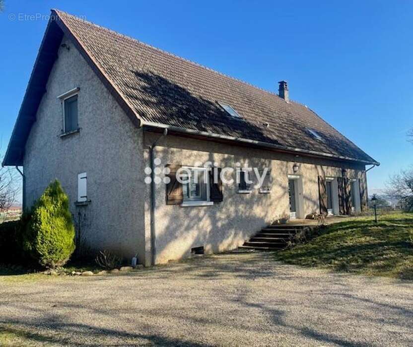 Maison à SAINT-MAURICE-L'EXIL