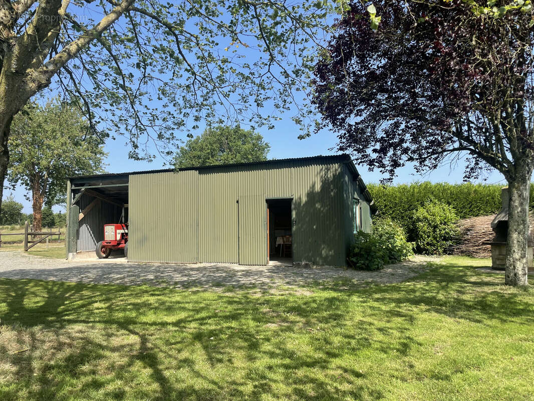 Terrain à LA GUERCHE-DE-BRETAGNE