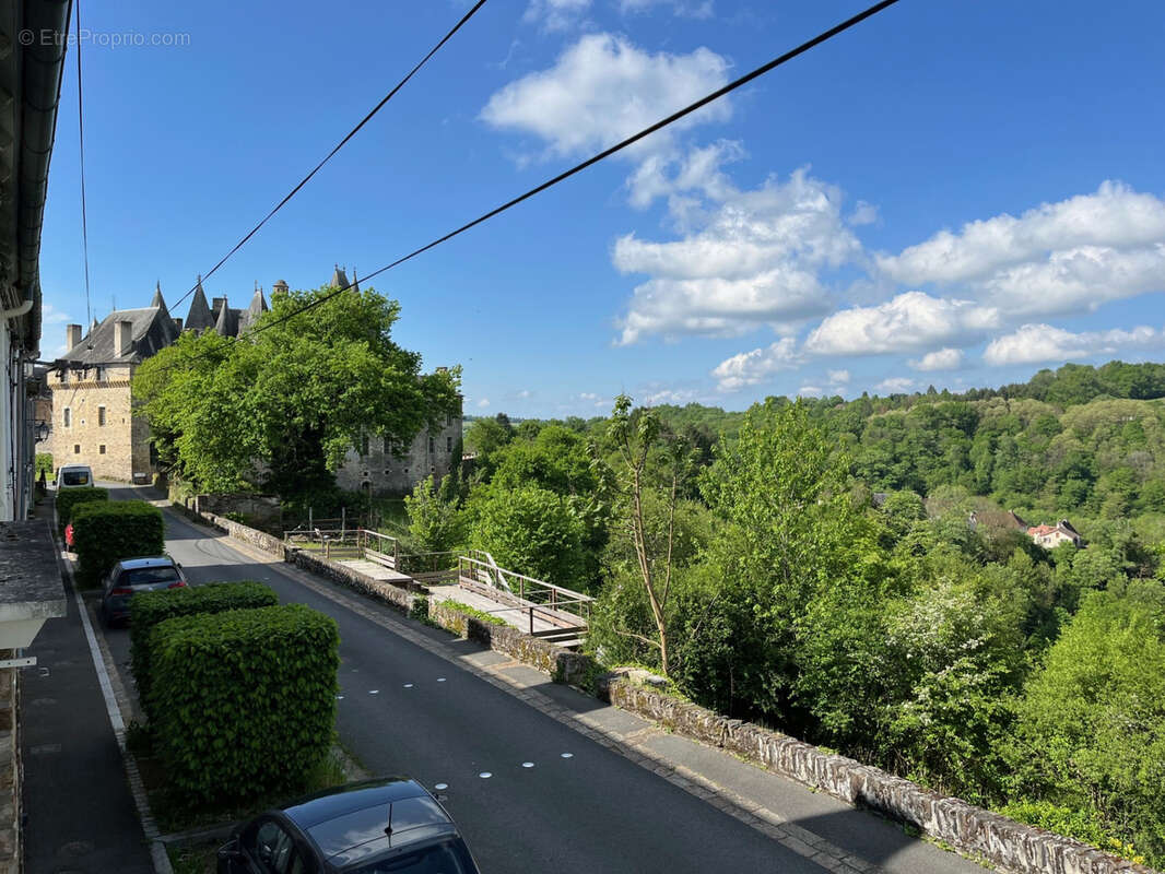 Maison à JUMILHAC-LE-GRAND