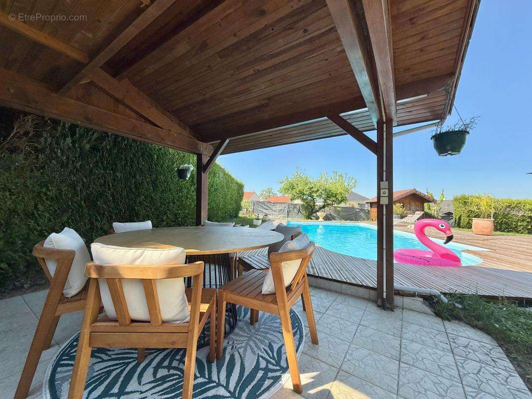 Maison à LAMARCHE-SUR-SAONE