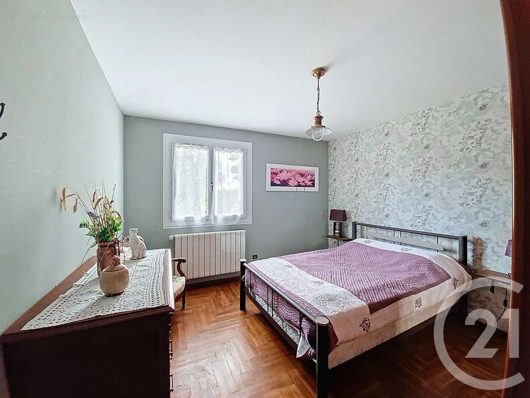 Maison à SAINT-ROMAIN-EN-GAL