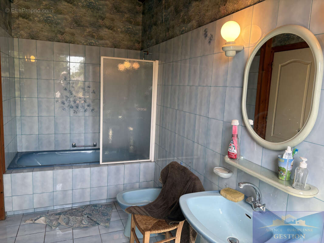 Maison à AUCUN