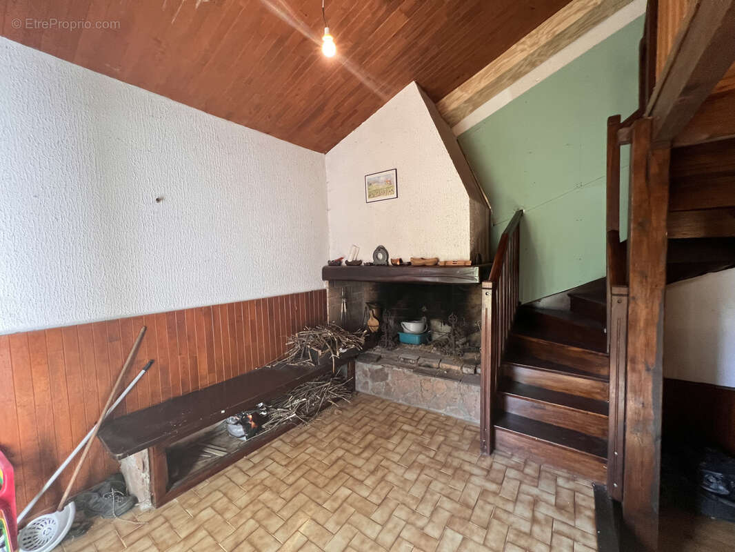 Maison à MOUNES-PROHENCOUX