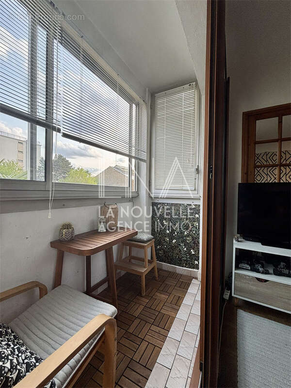 Appartement à LES LILAS